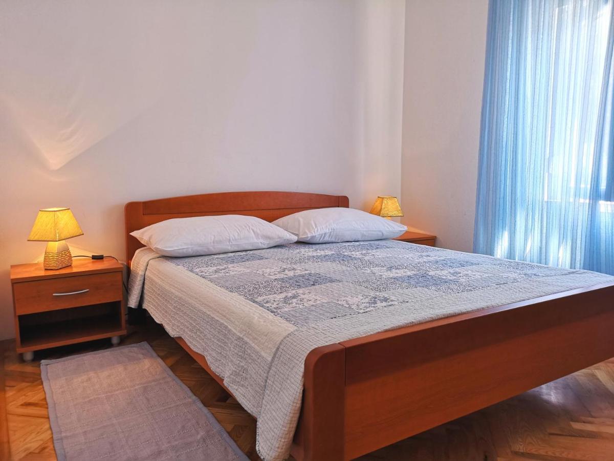 Apartments With A Swimming Pool Banjol, Rab - 11382 Zewnętrze zdjęcie