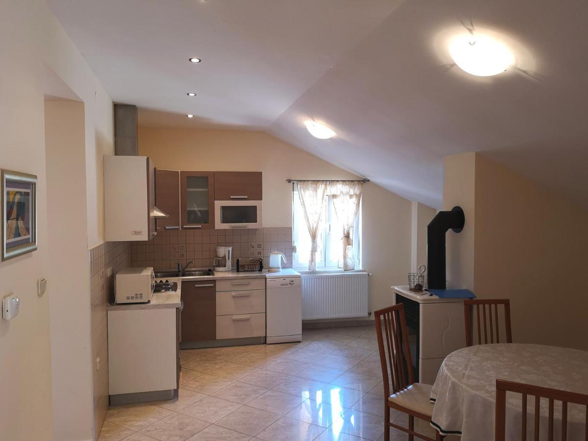 Apartments With A Swimming Pool Banjol, Rab - 11382 Zewnętrze zdjęcie