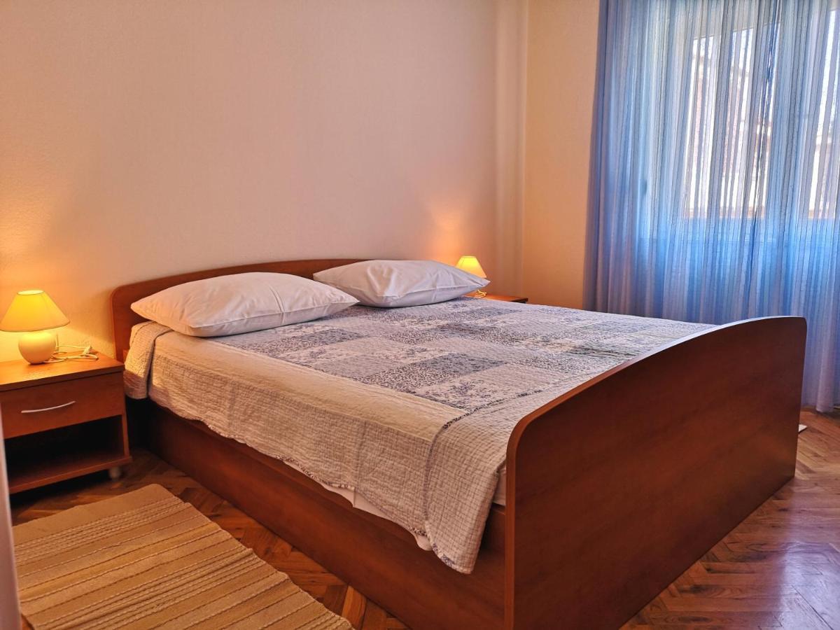 Apartments With A Swimming Pool Banjol, Rab - 11382 Zewnętrze zdjęcie