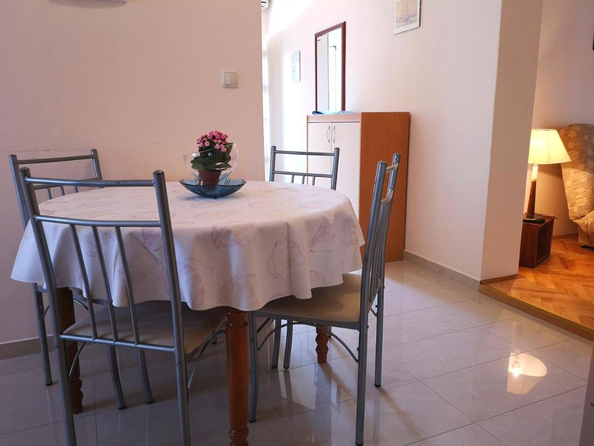 Apartments With A Swimming Pool Banjol, Rab - 11382 Zewnętrze zdjęcie