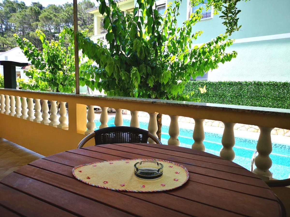 Apartments With A Swimming Pool Banjol, Rab - 11382 Zewnętrze zdjęcie